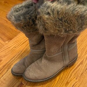 Zara Brown Fur-Trimmed Winter Boots